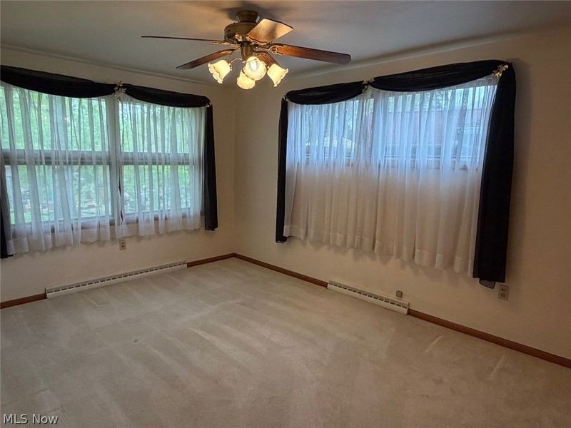 1034 N Pasadena Avenue , Elyria, OH 44035 Photo 43