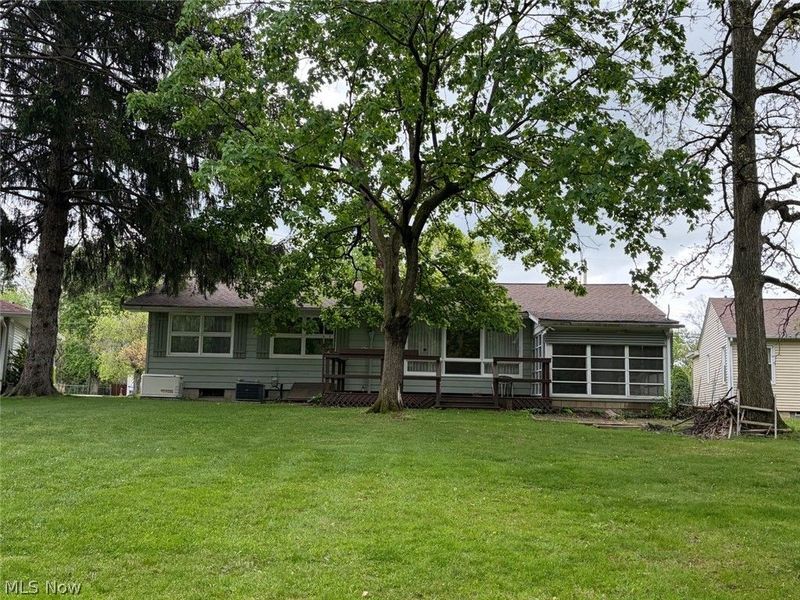 1034 N Pasadena Avenue , Elyria, OH 44035 Photo 9