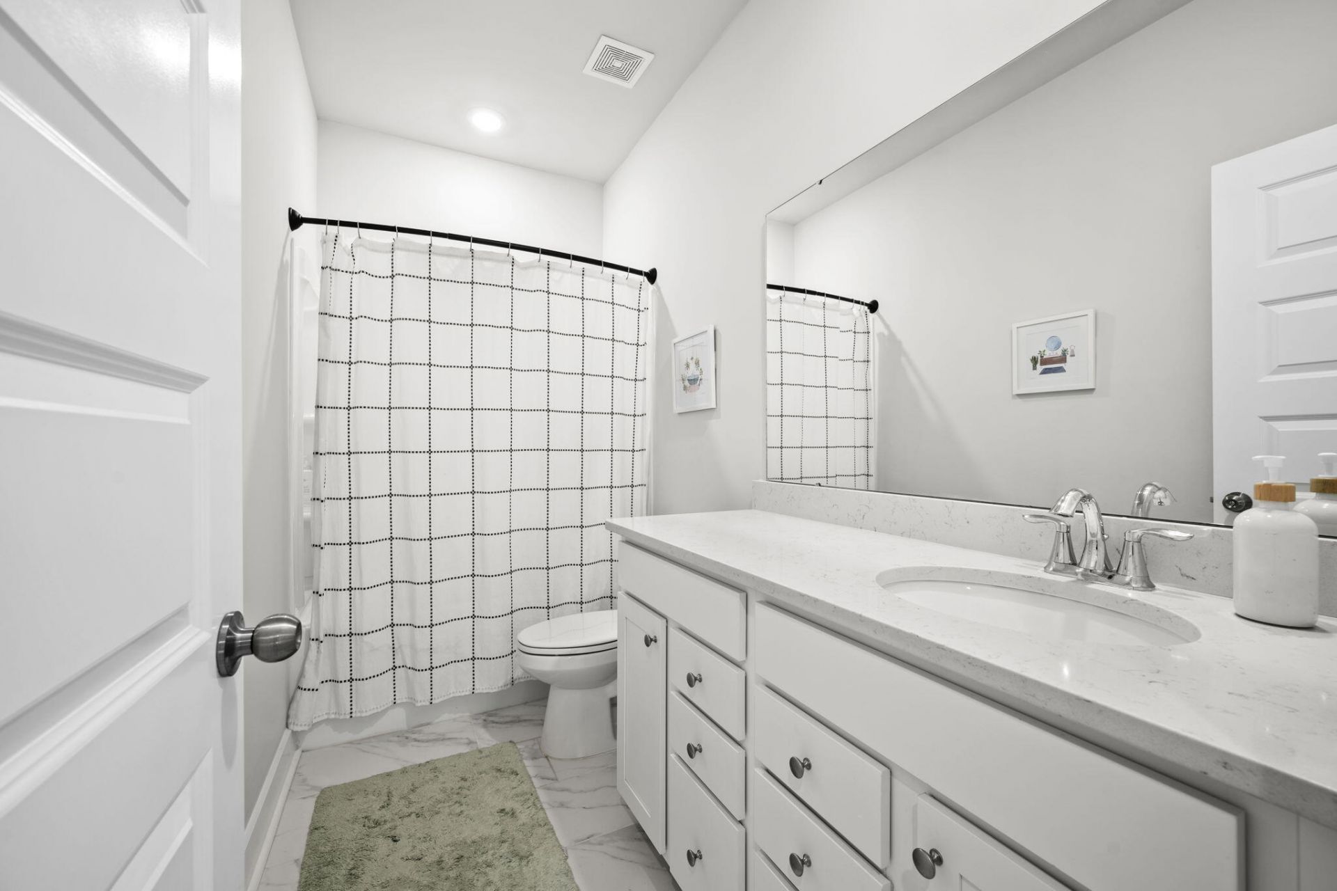 124 Medford Street Photo 38
