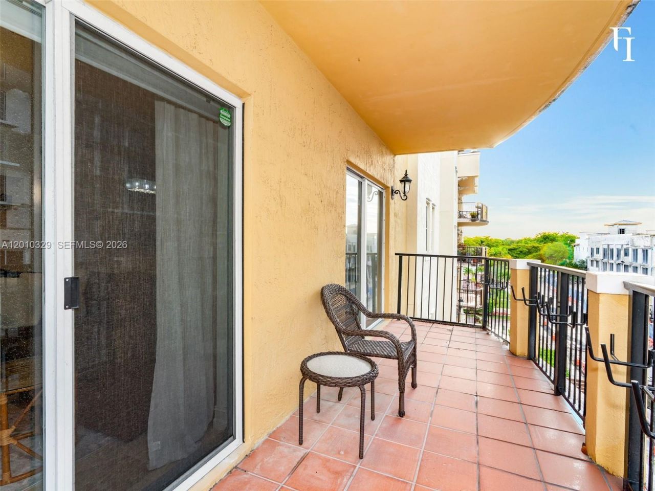 322 Madeira Ave, Unit 405, Coral Gables, FL 33134 Photo