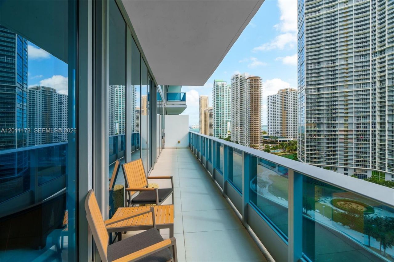 200 Biscayne Boulevard Way , Unit 1404, Miami, FL 33131 Photo