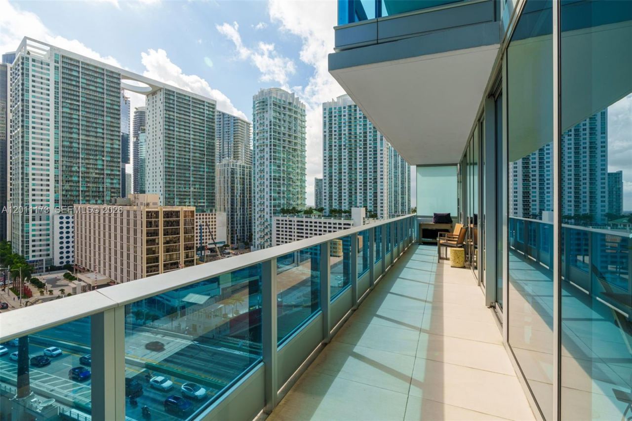200 Biscayne Boulevard Way , Unit 1404, Miami, FL 33131 Photo