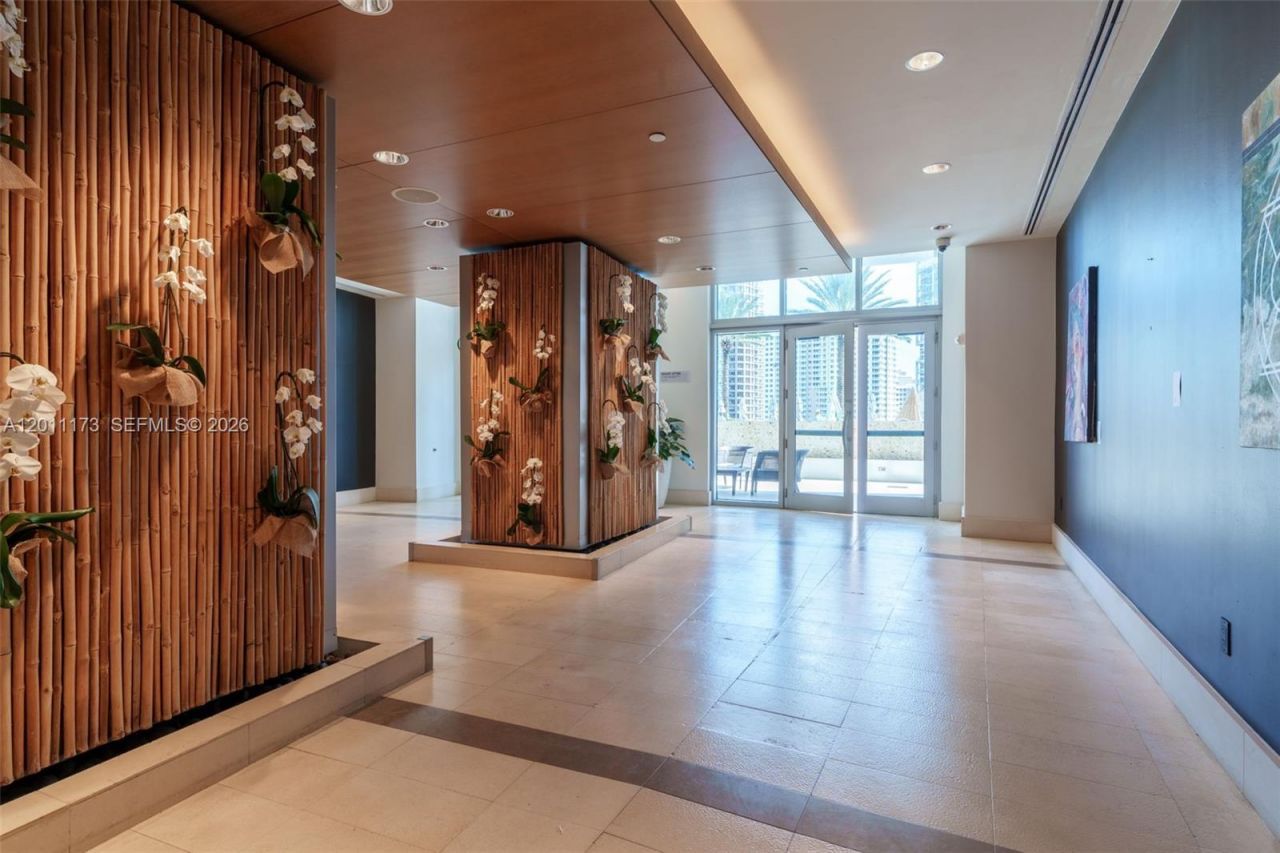 200 Biscayne Boulevard Way , Unit 1404, Miami, FL 33131 Photo