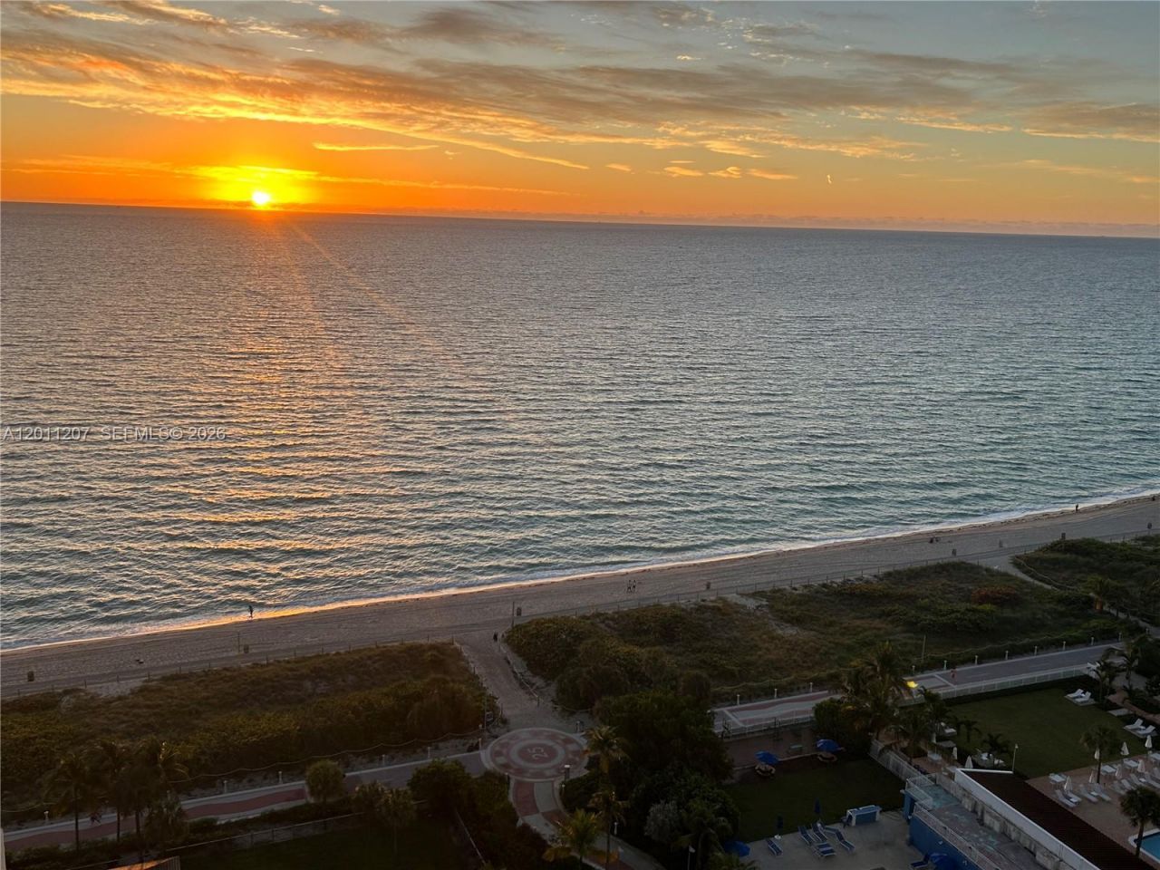 2555 Collins Ave, Unit 2014, Miami Beach, FL 33140 Photo