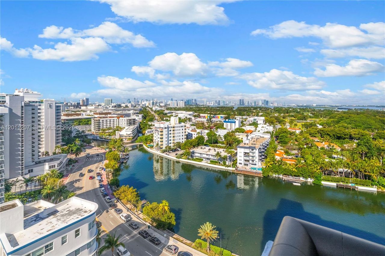 2555 Collins Ave, Unit 2014, Miami Beach, FL 33140 Photo