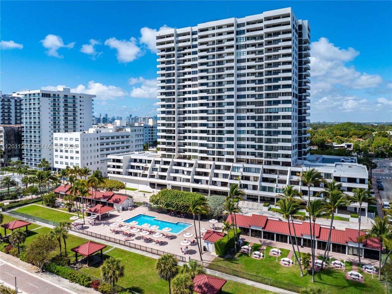 2555 Collins Ave, Unit 2014, Miami Beach, FL 33140 Photo