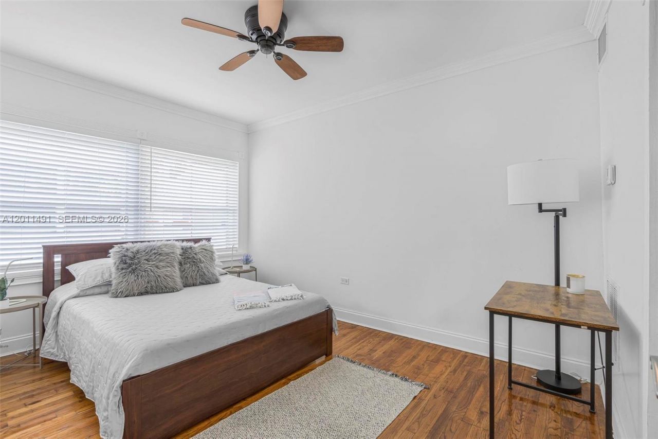 1555 Pennsylvania Ave, Unit 209, Miami Beach, FL 33139 Photo