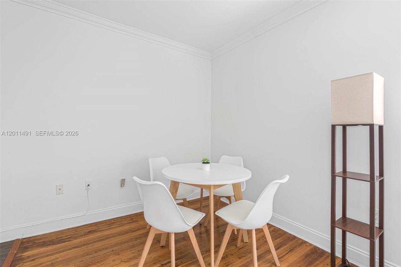 1555 Pennsylvania Ave, Unit 209, Miami Beach, FL 33139 Photo