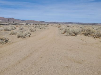 1795 E Spruce Avenue, Silver Springs, NV 89429 Photo