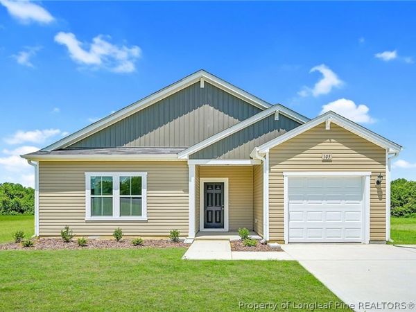 105 Hallwood Drive, Pikeville, NC 27863