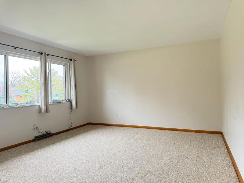 4979 Godown Road , Unit 4981, Columbus, OH 43220 Photo 2