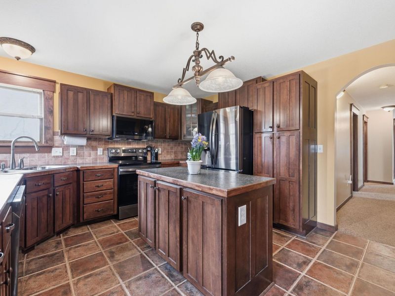 660 Winchester Southern Road NW, Ashville, OH 43103 Photo 10