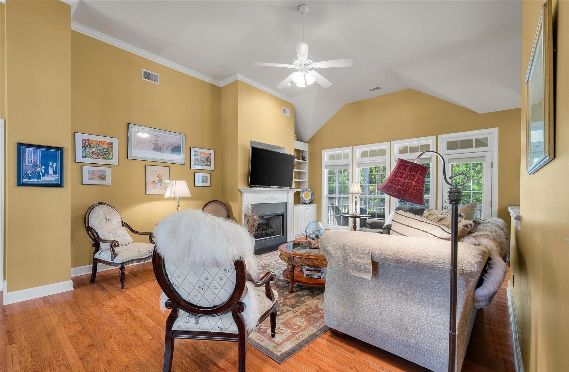 3525 Flowering Oak Way Photo 7