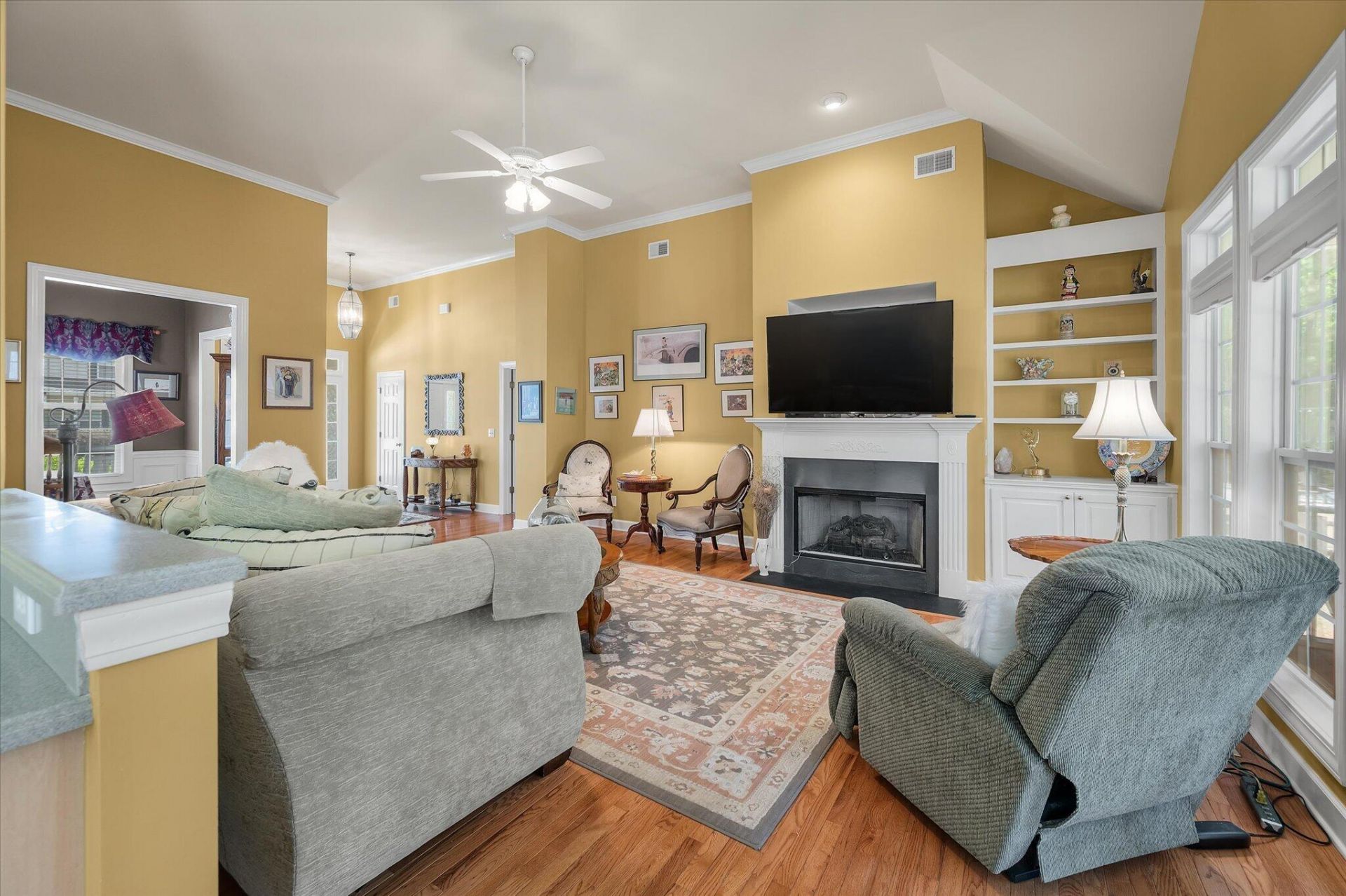 3525 Flowering Oak Way Photo 8