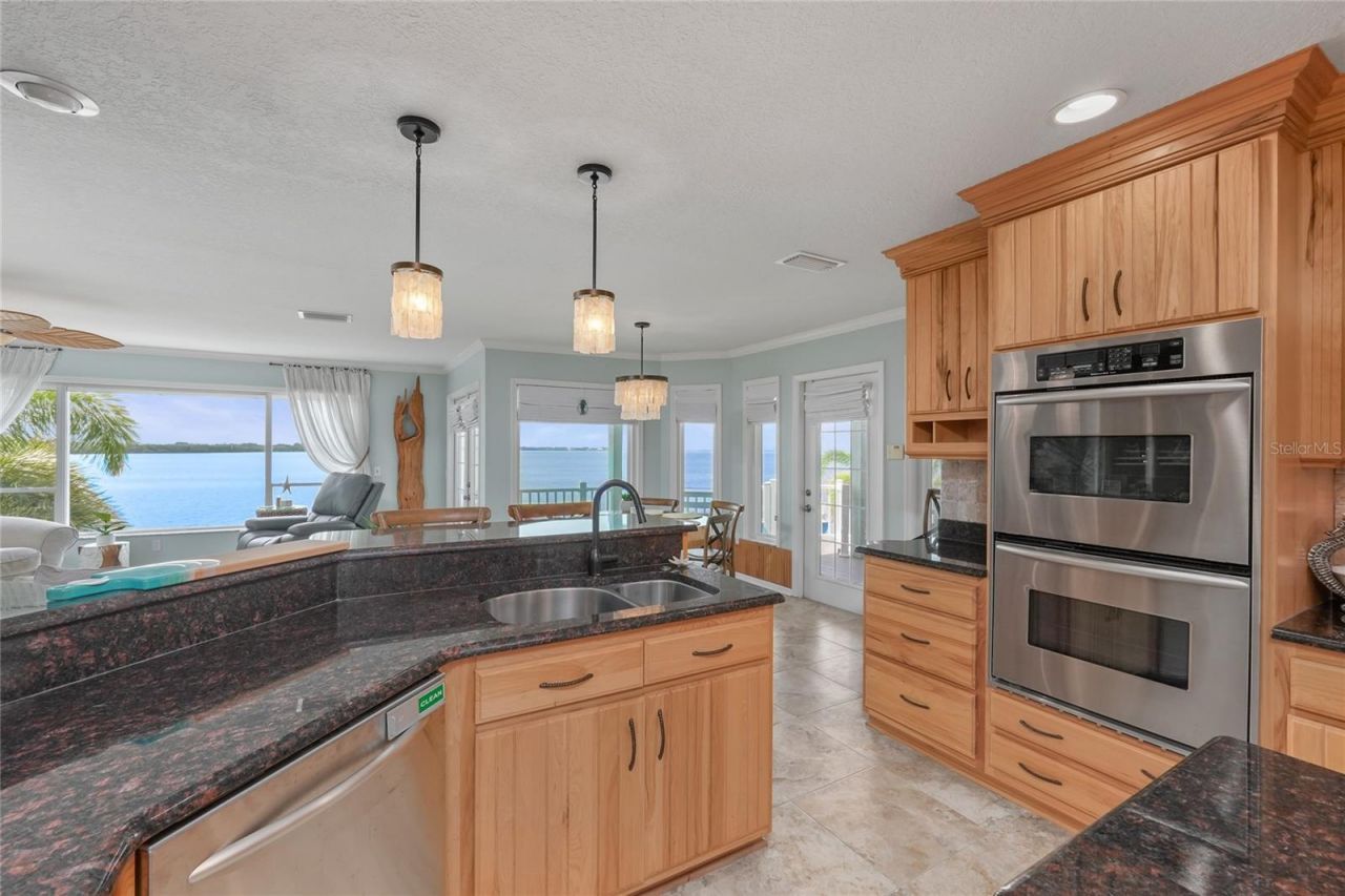 4924 Southshore Drive, New Port Richey, FL 34652 Photo