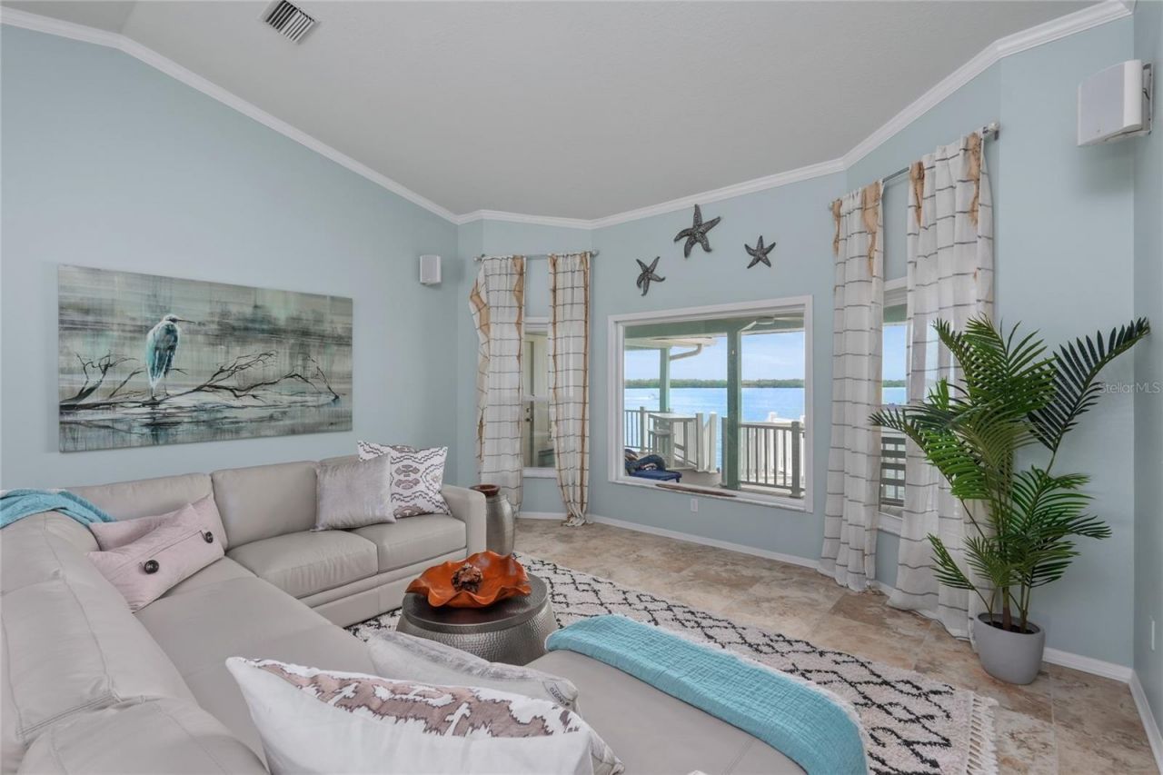 4924 Southshore Drive, New Port Richey, FL 34652 Photo