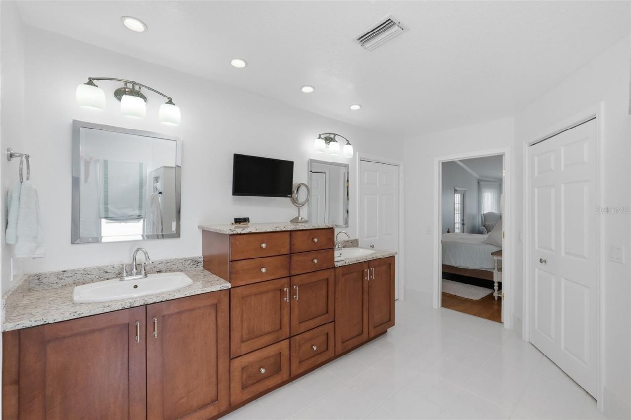 4924 Southshore Drive, New Port Richey, FL 34652 Photo