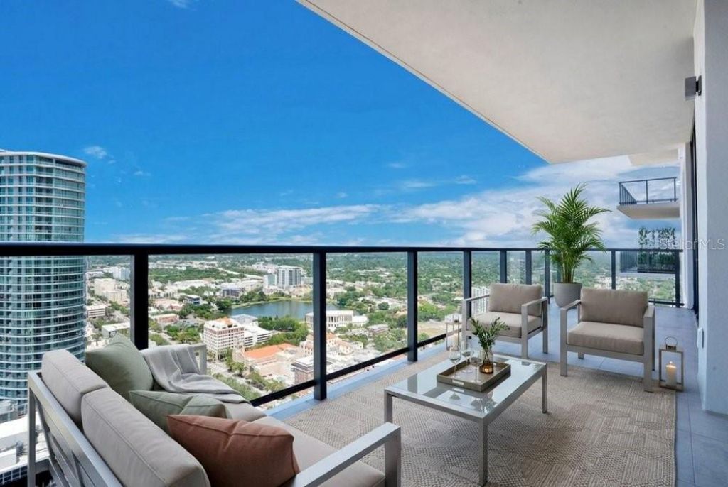 275 1st Avenue S, Unit 3808, Saint Petersburg, FL 33701 Photo