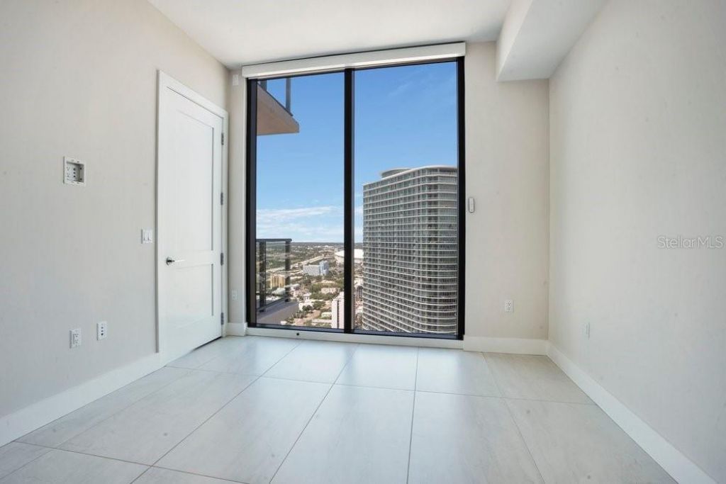 275 1st Avenue S, Unit 3808, Saint Petersburg, FL 33701 Photo