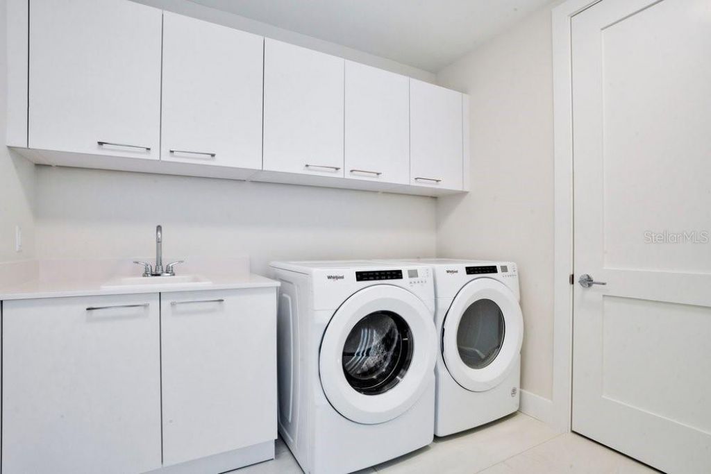 275 1st Avenue S, Unit 3808, Saint Petersburg, FL 33701 Photo