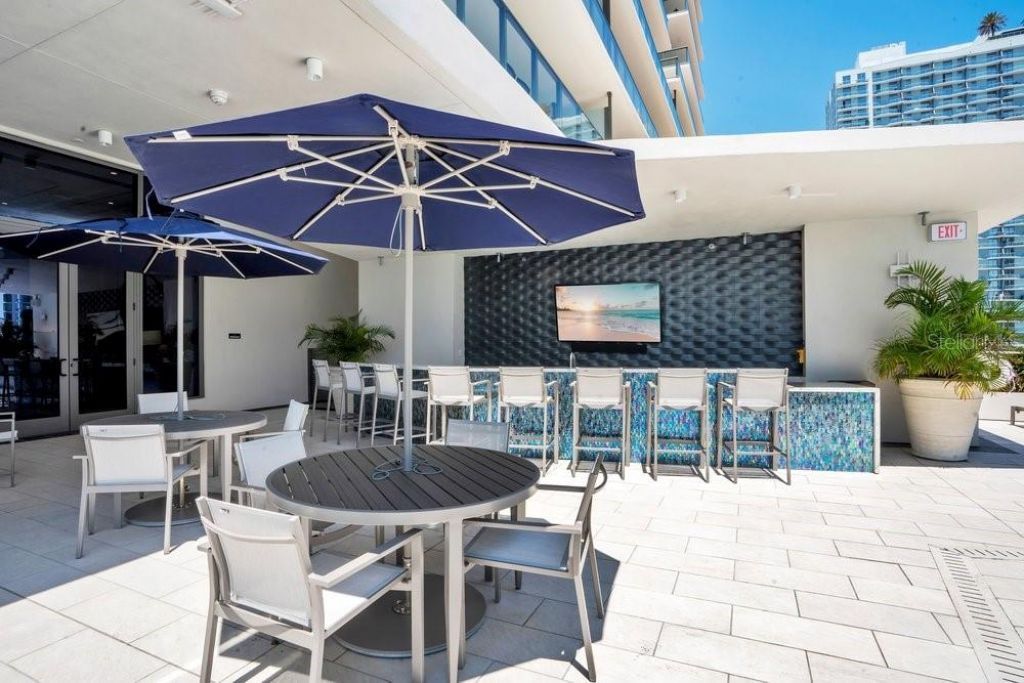 275 1st Avenue S, Unit 3808, Saint Petersburg, FL 33701 Photo