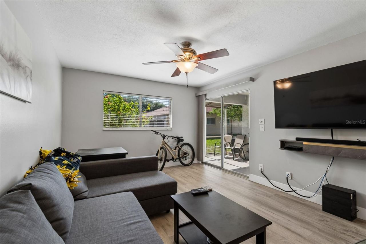 2460 Northside Drive, Unit 604, Clearwater, FL 33761 Photo