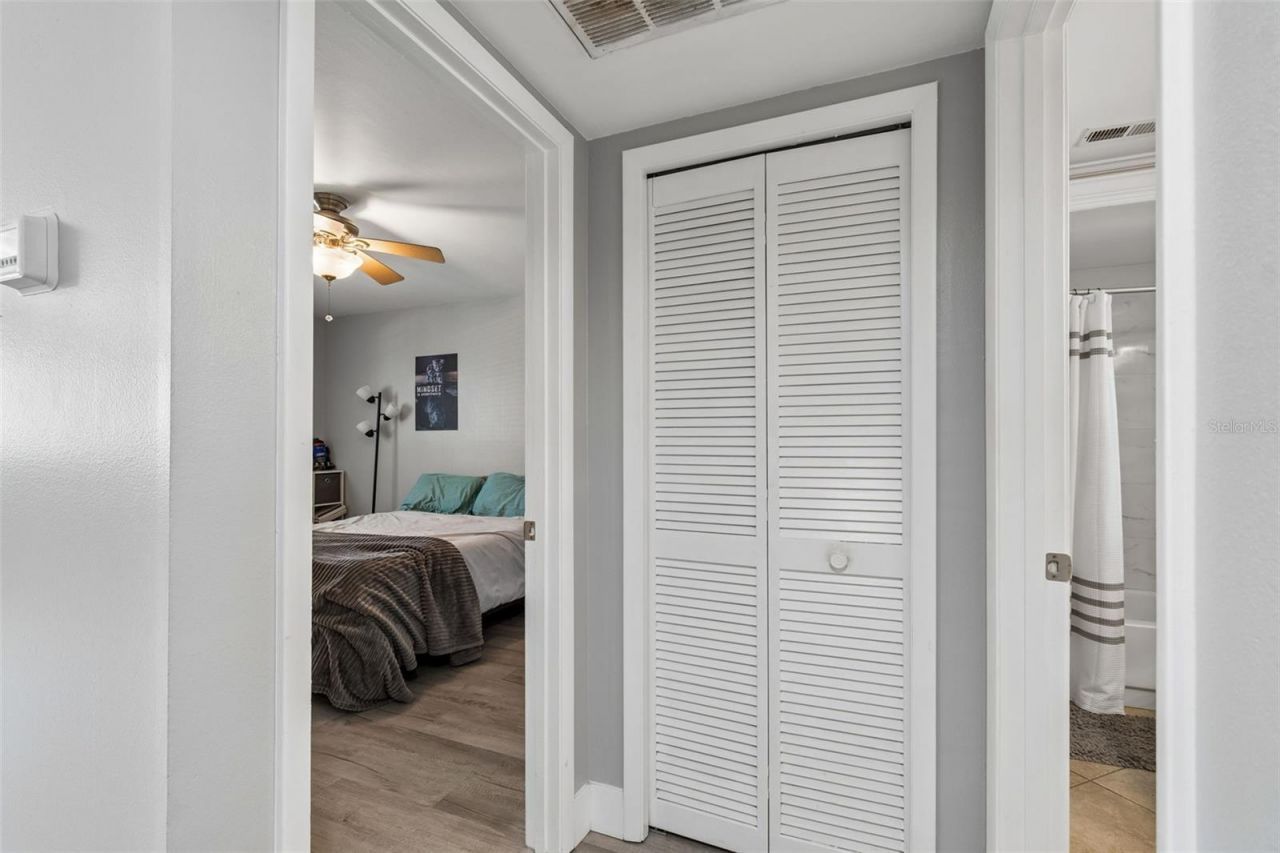 2460 Northside Drive, Unit 604, Clearwater, FL 33761 Photo