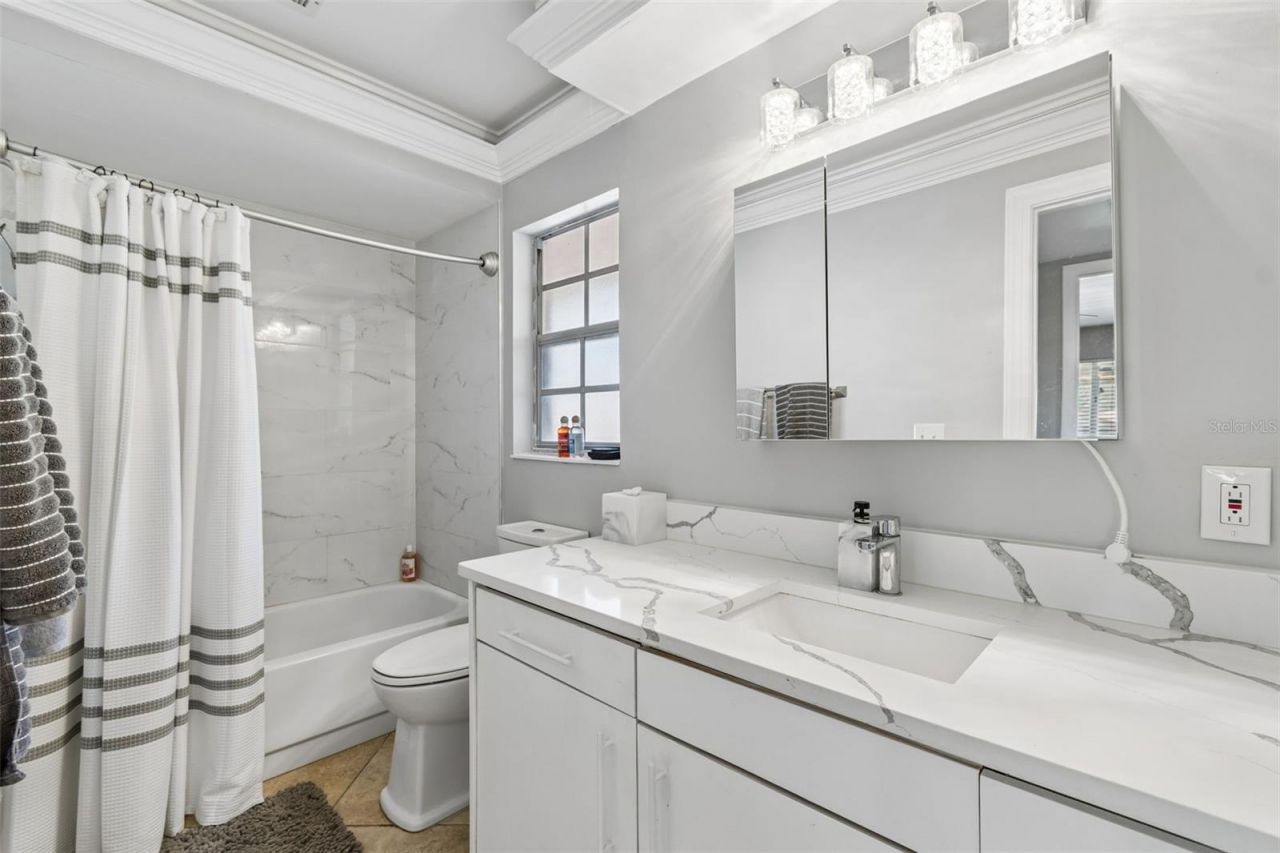 2460 Northside Drive, Unit 604, Clearwater, FL 33761 Photo
