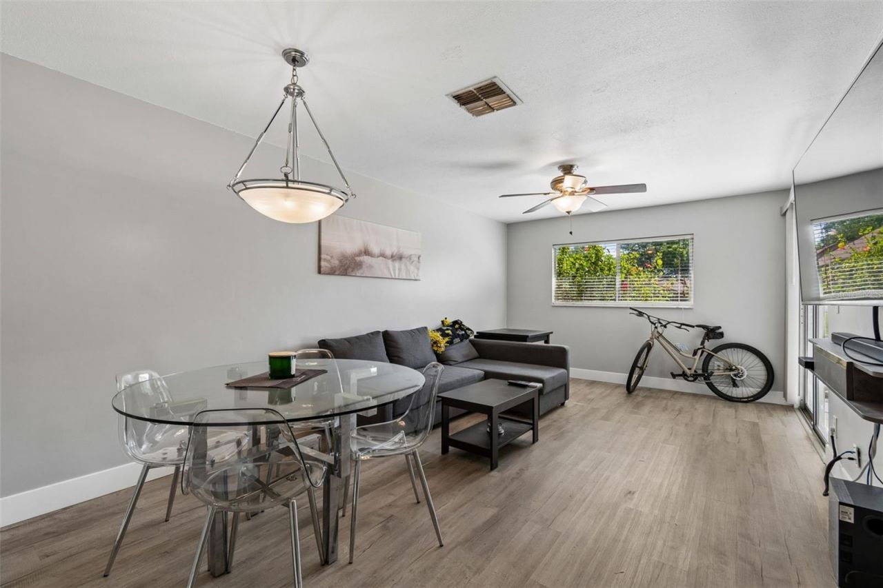 2460 Northside Drive, Unit 604, Clearwater, FL 33761 Photo