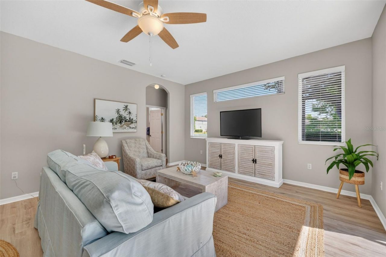 13332 Purple Finch Cir, Lakewood Ranch, FL 34202 Photo