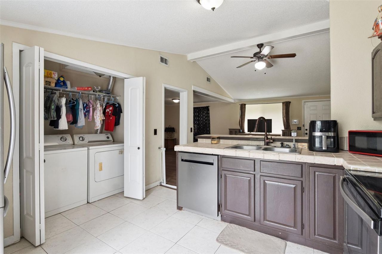 25 W Thrush Street, Apopka, FL 32712 Photo