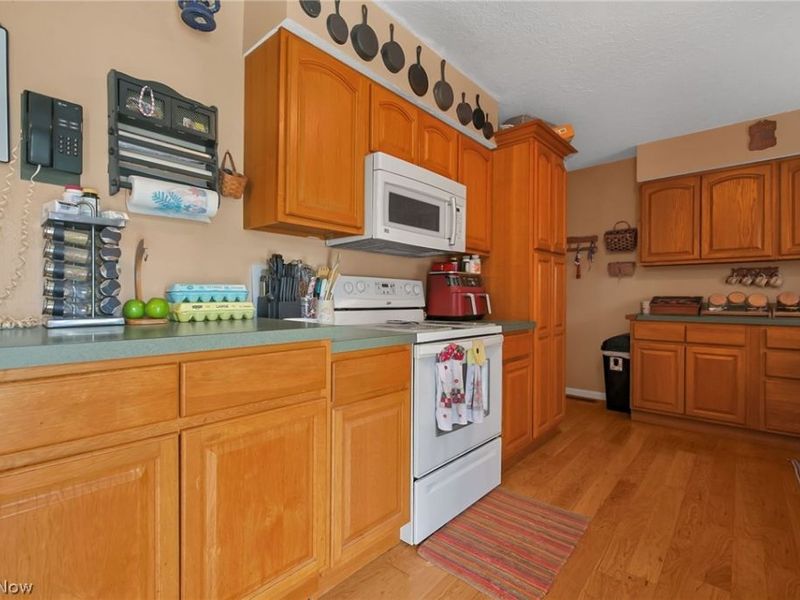 2397 Adamsville Road , Zanesville, OH 43701 Photo 10