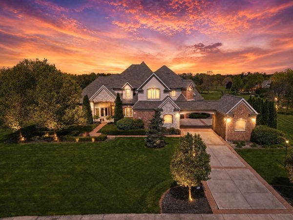 1200 White Hawk Drive , Crown Point, IN 46307