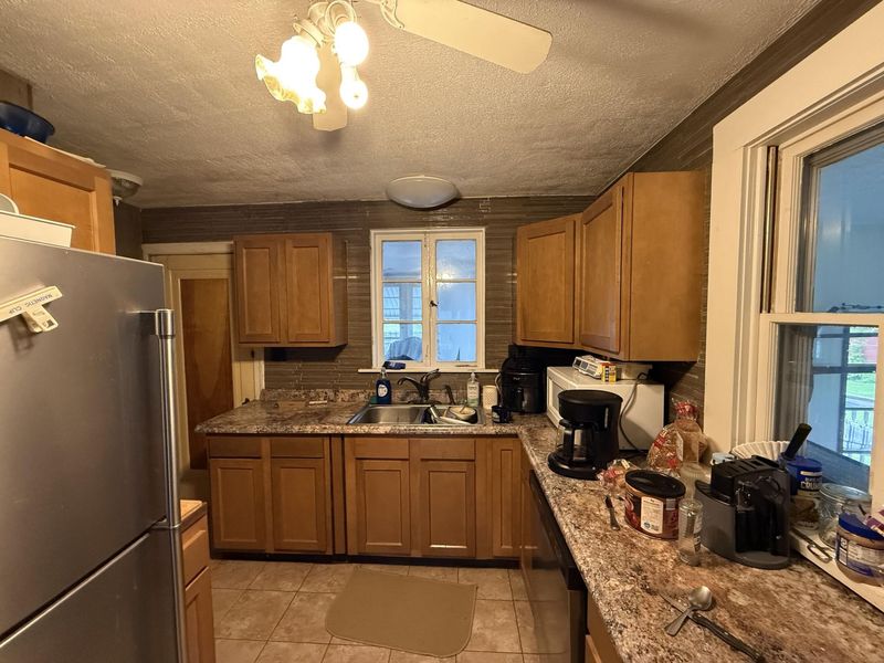 552 E Chillicothe Avenue, Bellefontaine, OH 43311 Photo 22