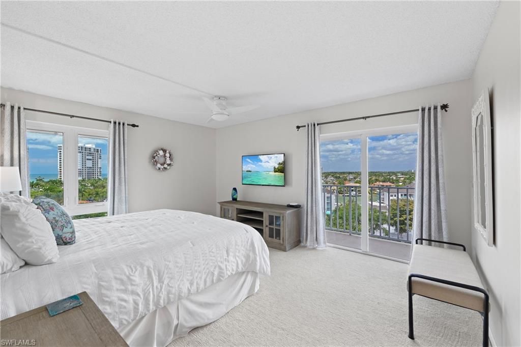 250 Park Shore Dr , Unit 803, Naples, FL 34103 Photo