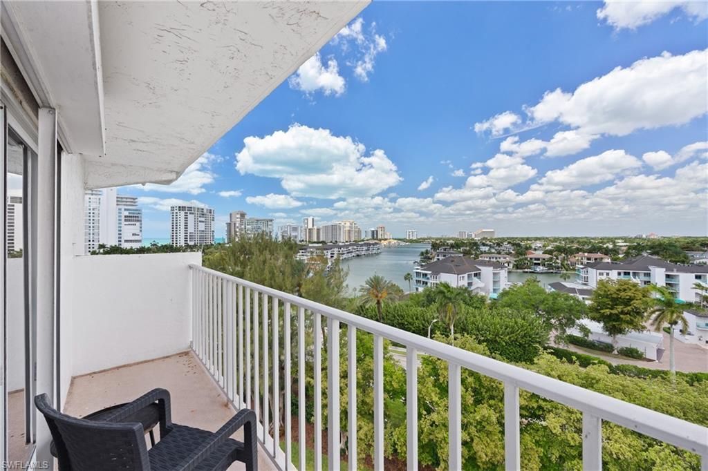 250 Park Shore Dr , Unit 803, Naples, FL 34103 Photo