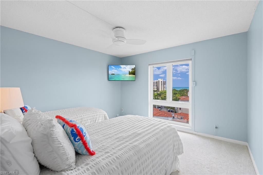 250 Park Shore Dr , Unit 803, Naples, FL 34103 Photo