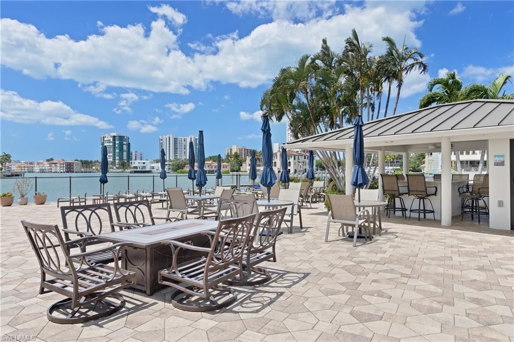 250 Park Shore Dr , Unit 803, Naples, FL 34103 Photo