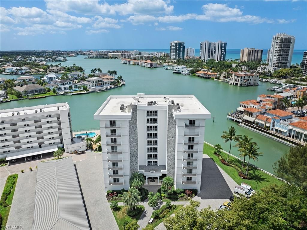 250 Park Shore Dr , Unit 803, Naples, FL 34103 Photo