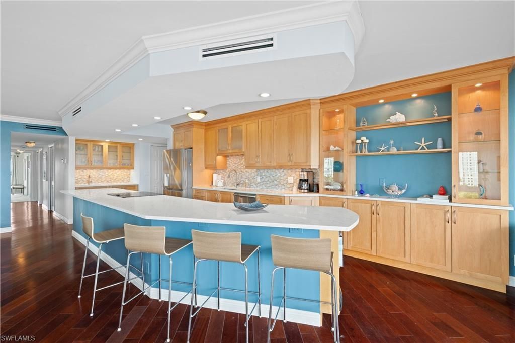 250 Park Shore Dr , Unit 803, Naples, FL 34103 Photo