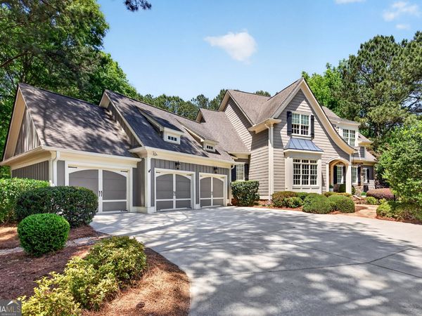 110 Newhaven Drive, Fayetteville, GA 30215