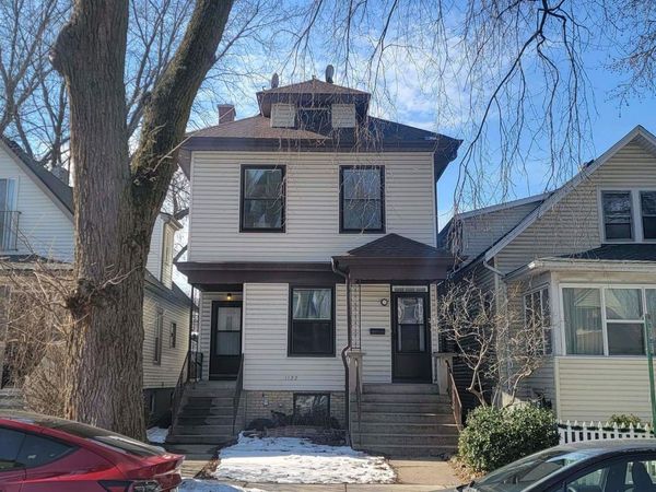1122 Sherman Avenue, Unit 2, Evanston, IL 60202