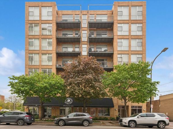 1572 Maple Avenue , Unit 302, Evanston, IL 60201