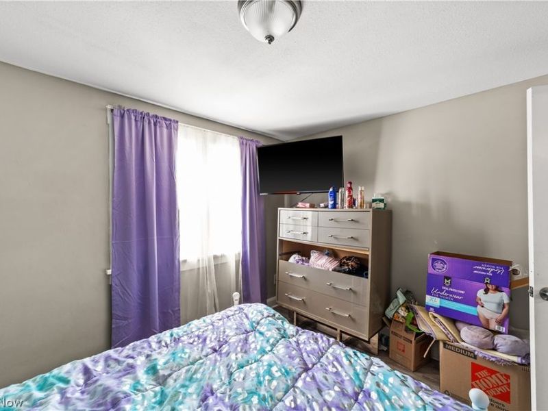 10816 Governor Avenue, Cleveland, OH 44111 Photo 15