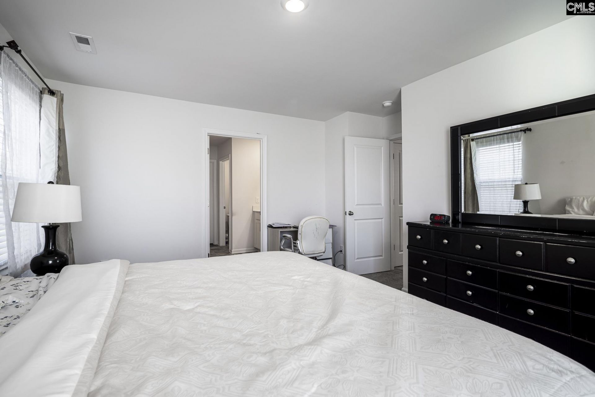 1039 Belmont Green Road  Photo 17