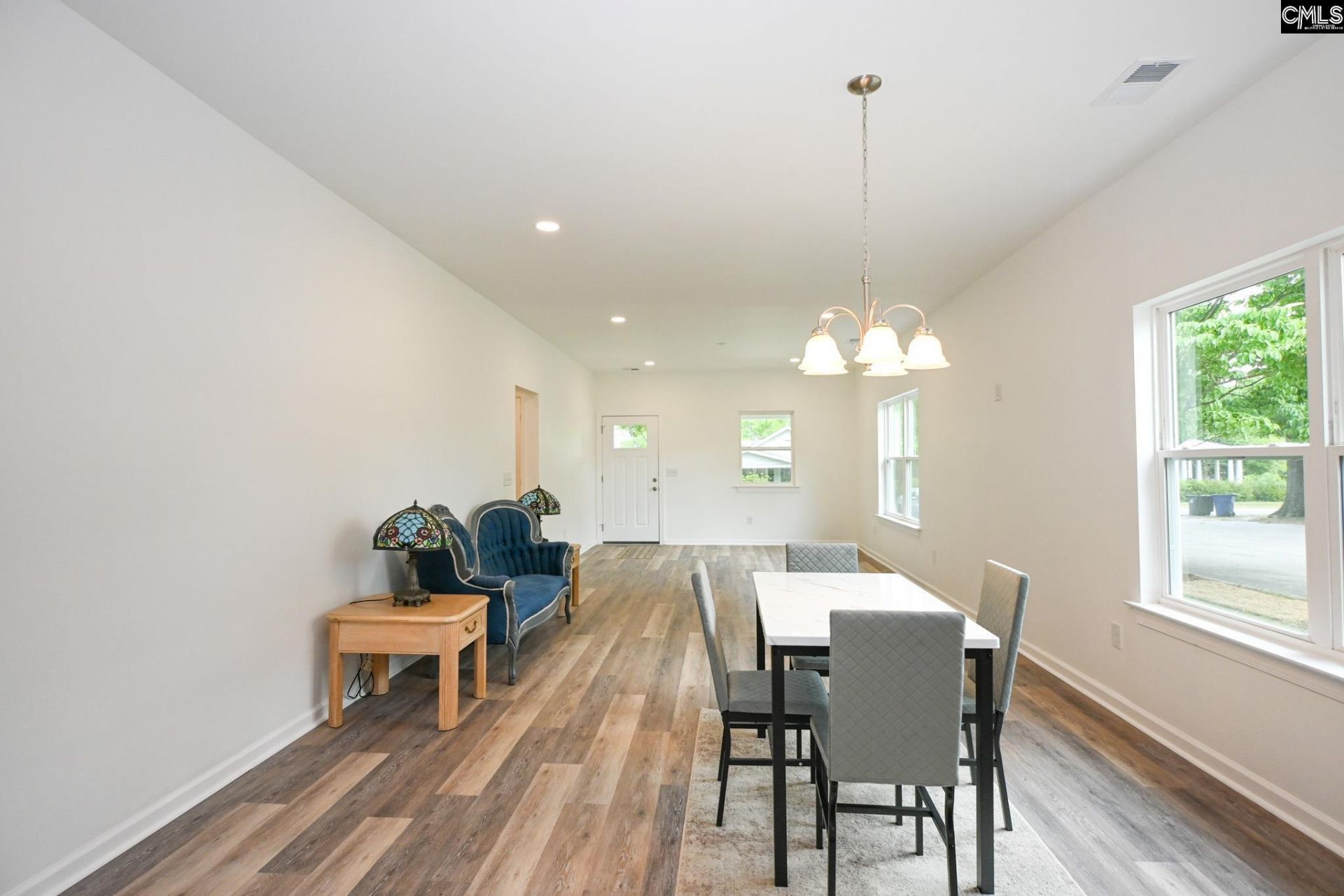 357 Wilson Street Photo 10