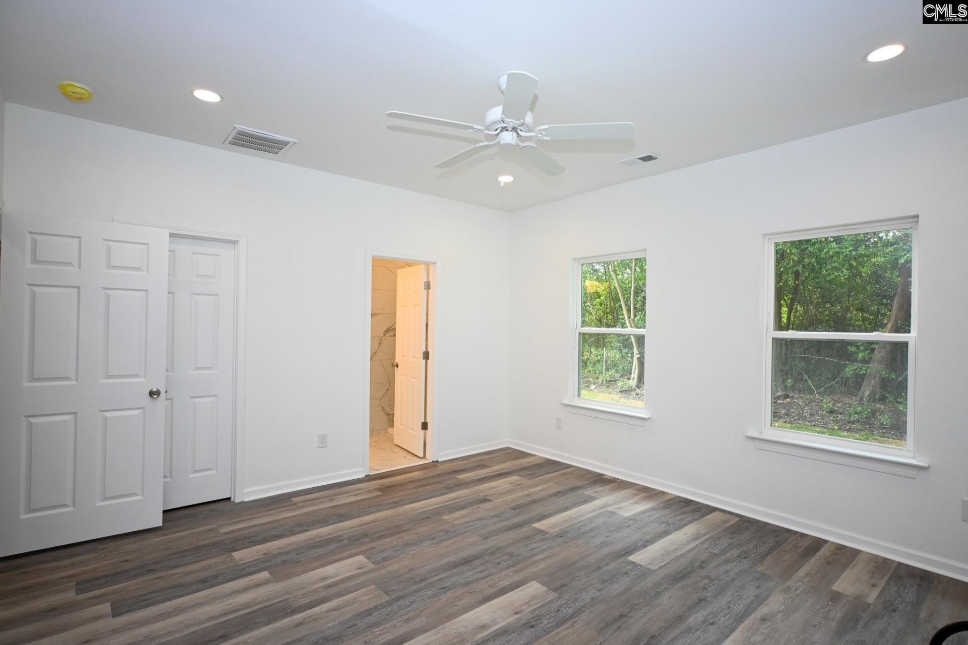 357 Wilson Street Photo 19