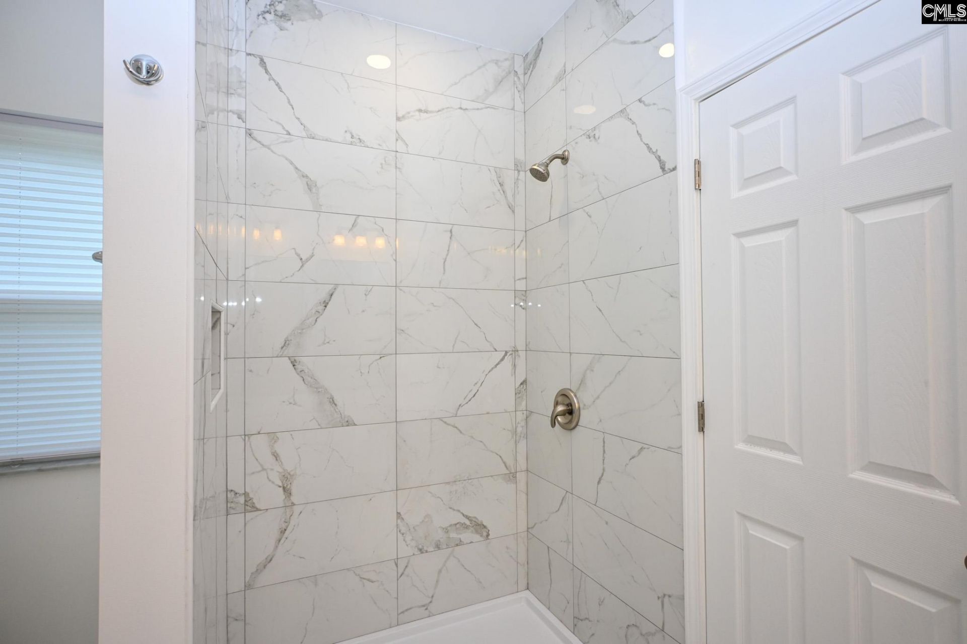357 Wilson Street Photo 22