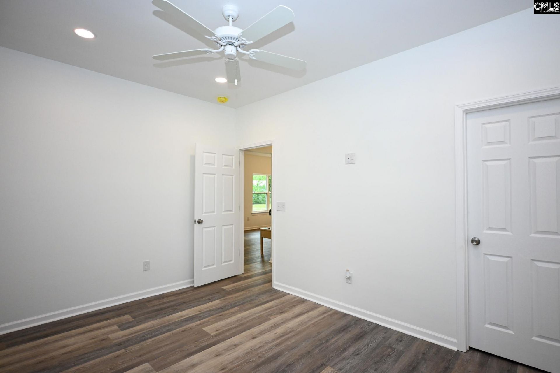 357 Wilson Street Photo 26