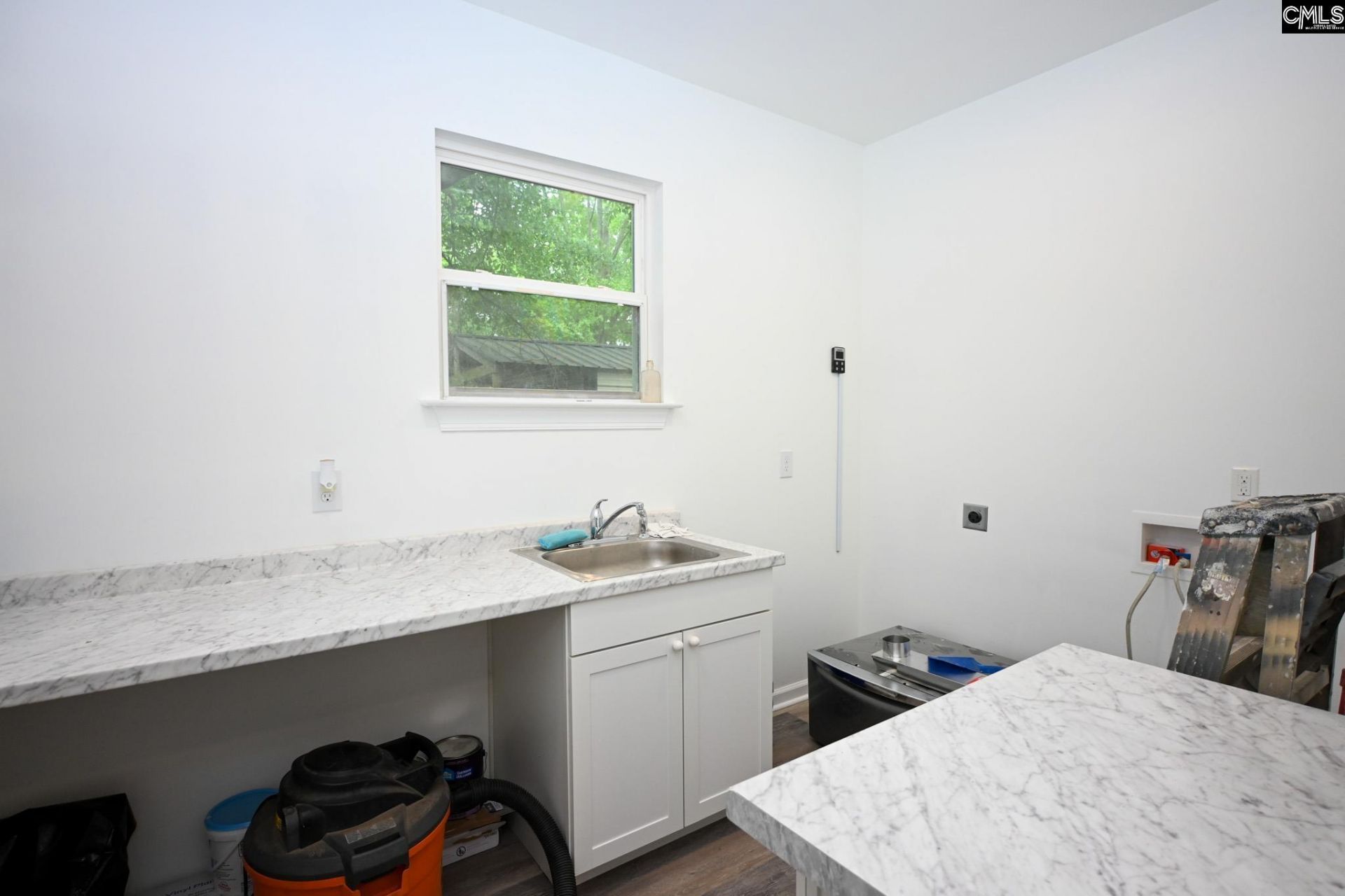 357 Wilson Street Photo 34